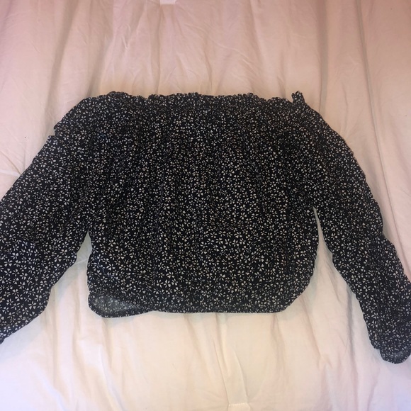 Brandy Melville Tops - Brandy Melville Flower Off the Shoulder Crop Top
